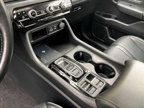 Used 2024 Honda Pilot Elite image 21