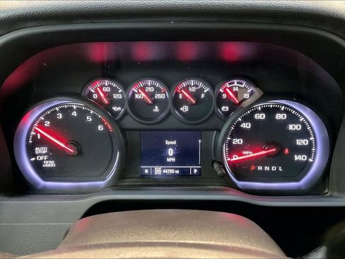 Used 2022 Chevrolet Silverado 1500 Custom AWD/4WD image 14