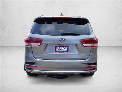 Used 2017 Kia Sorento SX AWD/4WD image 3
