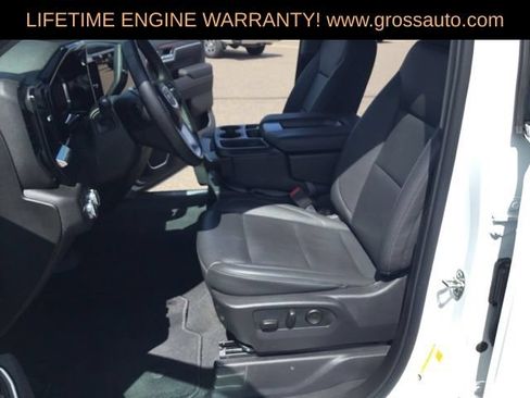 Used 2026 GMC Sierra 1500 SLT AWD/4WD image 17