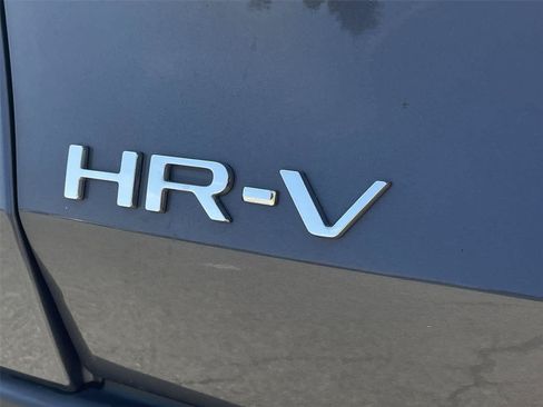 Used 2024 Honda HR-V LX image 11