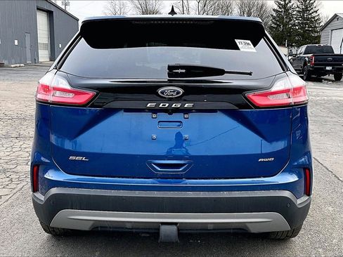 Used 2022 Ford Edge SEL w/ Convenience Package image 9
