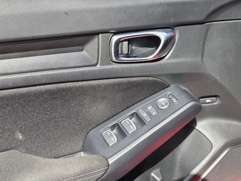Used 2024 Honda Civic Sport image 11