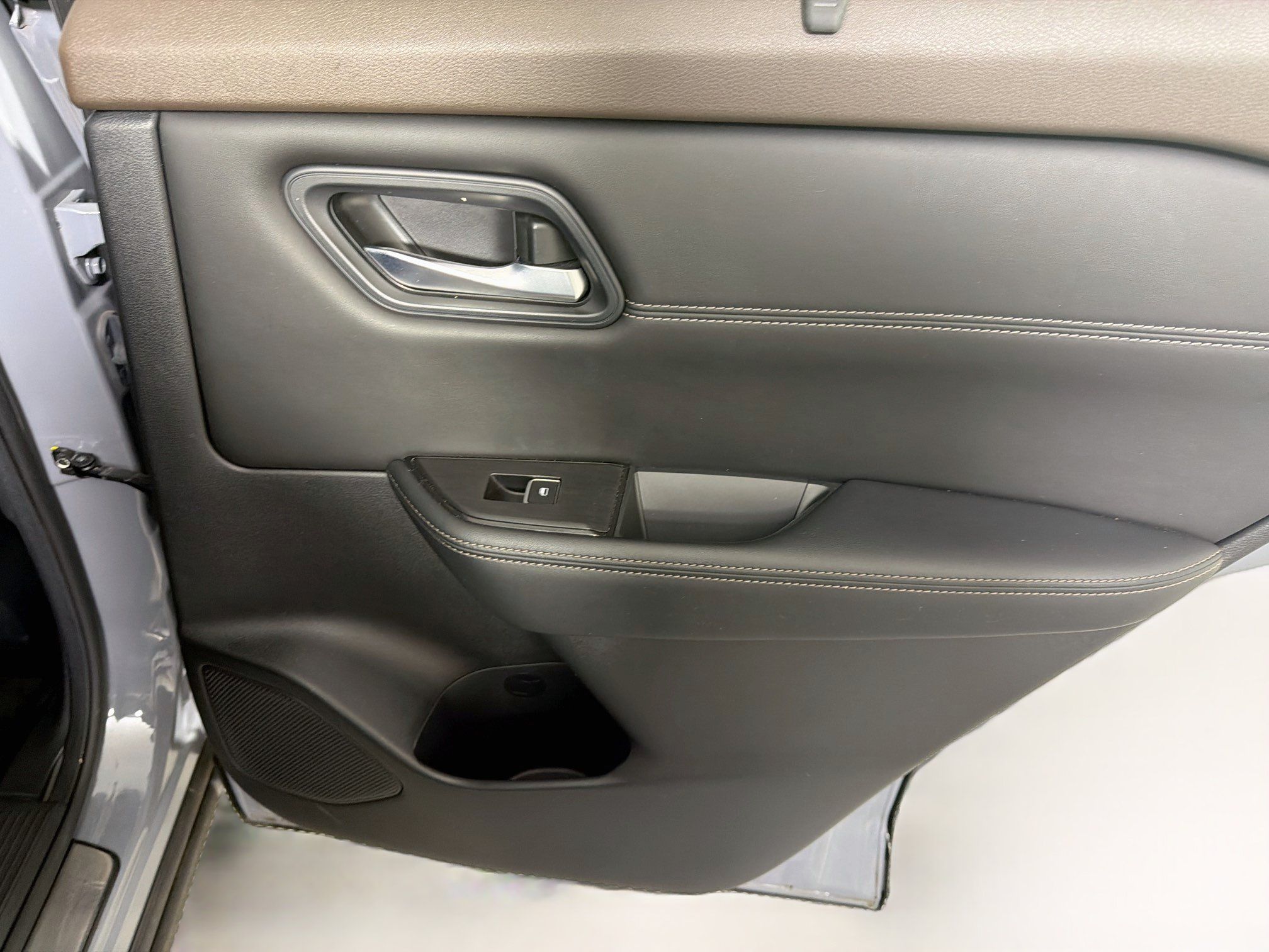 Used 2023 Nissan Rogue SL w/ SL Premium Package FWD image 29