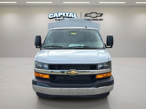 New 2025 Chevrolet Express 3500 w/ Power Convenience Package image 9