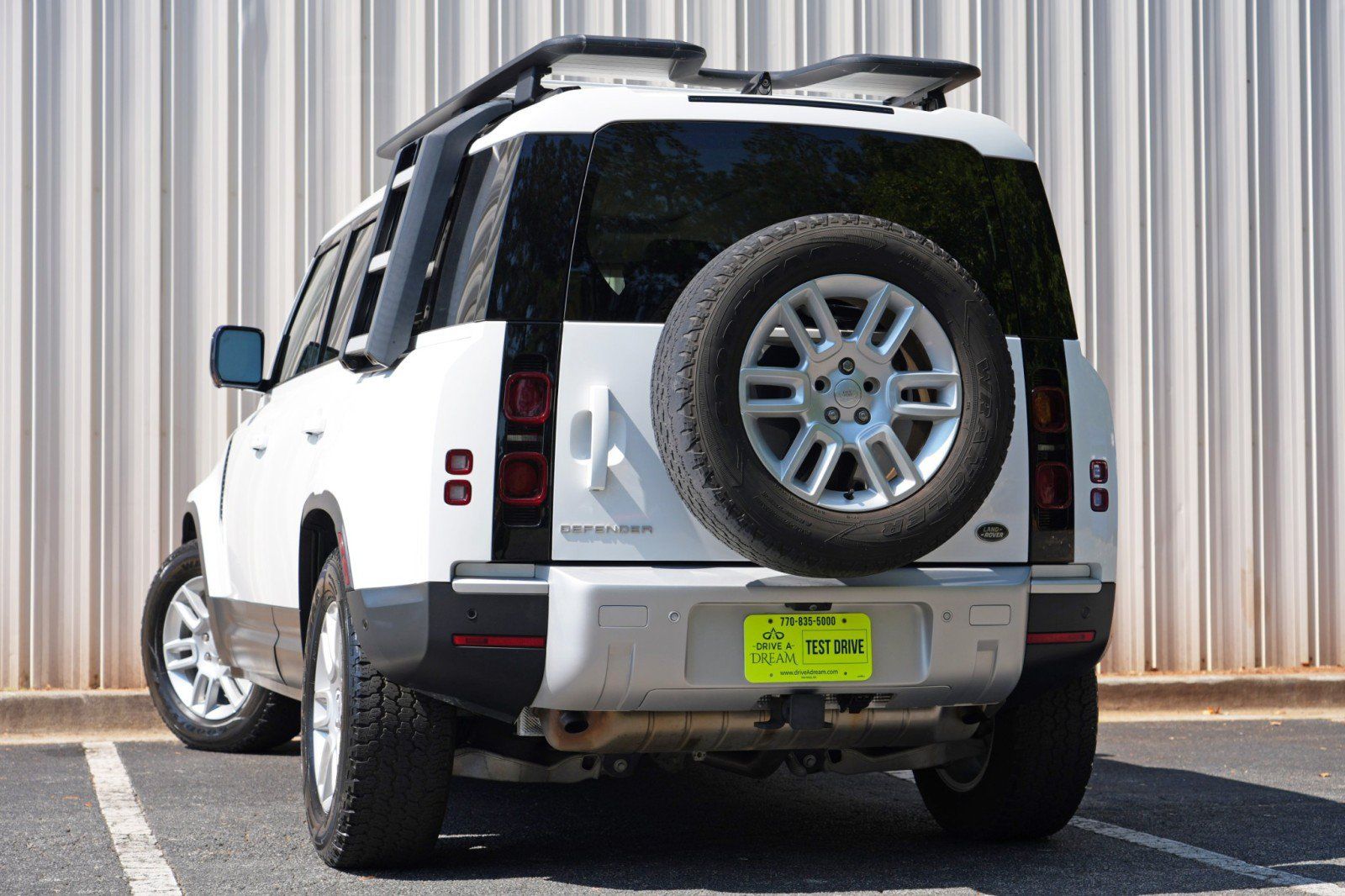 Used 2022 Land Rover Defender 110 S AWD/4WD image 6