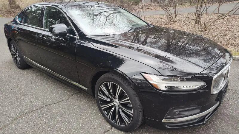 Used 2024 Volvo S90 B6 Plus AWD/4WD image 2