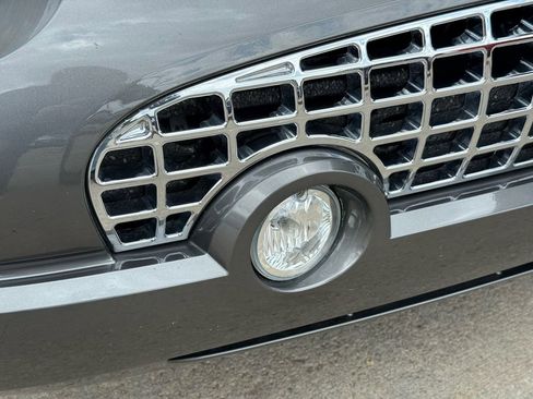 Used 2003 Ford Thunderbird RWD image 26