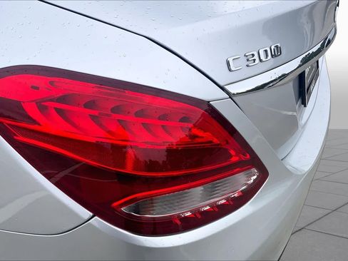 Used 2018 Mercedes-Benz C 300 Sedan image 28