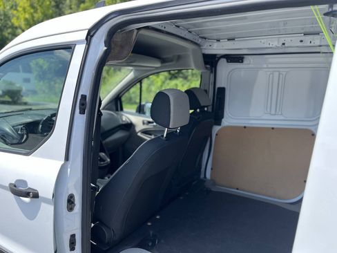 Used 2022 Ford Transit Connect XLT FWD image 10