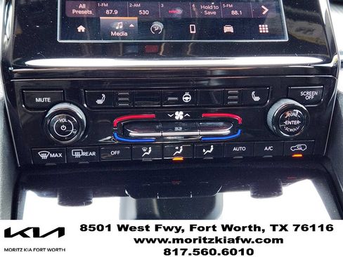Used 2025 Jeep Grand Cherokee Altitude AWD/4WD image 18