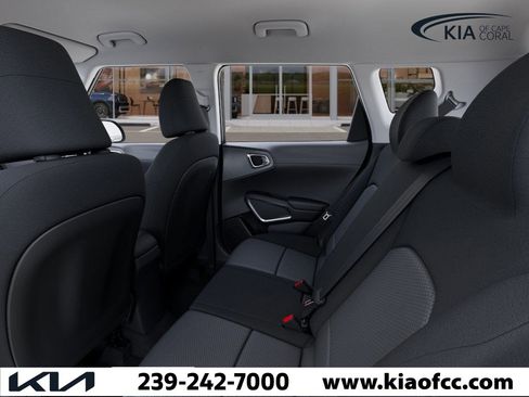 New 2025 Kia Soul LX image 18
