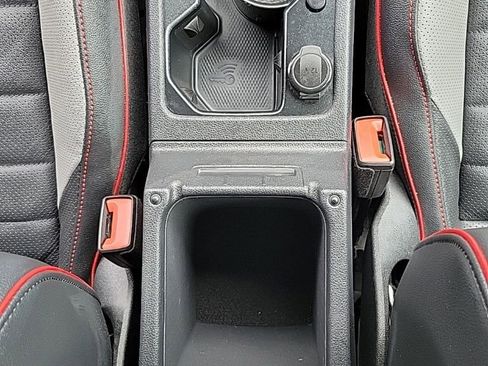 Certified 2022 Volkswagen GTI SE FWD image 38