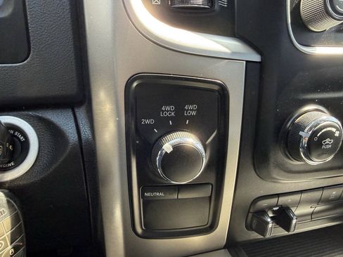 Used 2014 RAM 2500 Big Horn AWD/4WD image 28