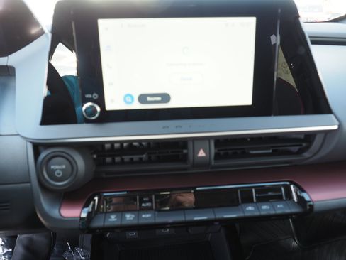 New 2026 Toyota Prius Plug-In Hybrid image 10