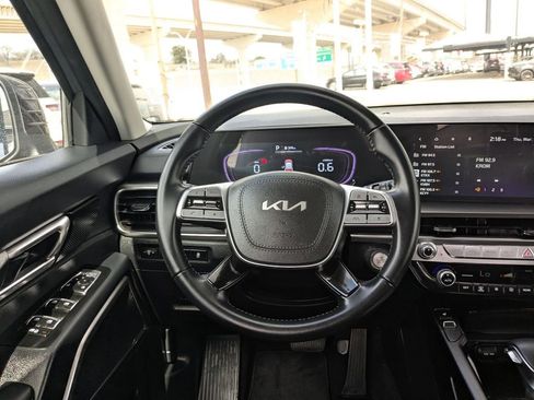 Used 2025 Kia Telluride S image 26