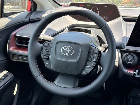 New 2026 Toyota Prius Plug-In Hybrid FWD image 23