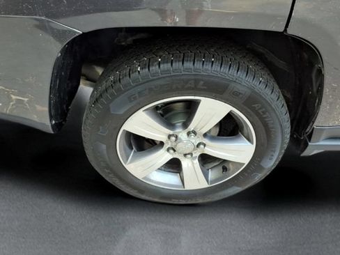 Used 2017 Jeep Compass High Altitude AWD/4WD image 9