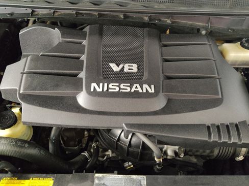 Used 2019 Nissan Titan SV RWD image 30