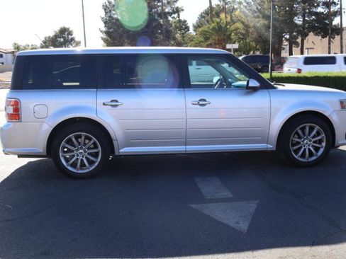Used 2017 Ford Flex Limited image 8