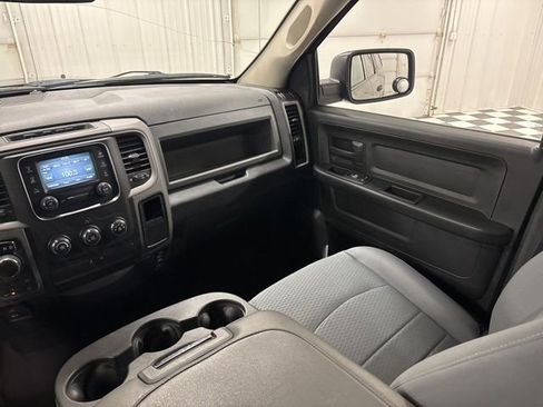 Used 2017 RAM 1500 Express AWD/4WD image 14