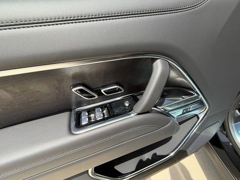 New 2026 Land Rover Range Rover SE AWD/4WD image 11