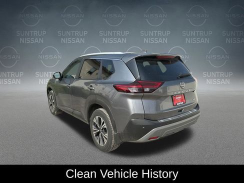 Used 2023 Nissan Rogue SV w/ SV Premium B Package FWD image 4