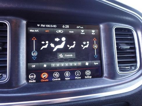 Used 2018 Dodge Charger SXT Plus image 17