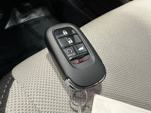 Certified 2023 Honda CR-V EX image 31