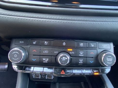 Used 2021 Dodge Durango Citadel image 21