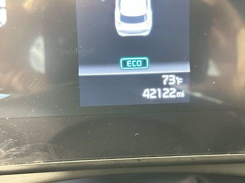 Used 2023 Kia Sportage EX AWD/4WD image 16