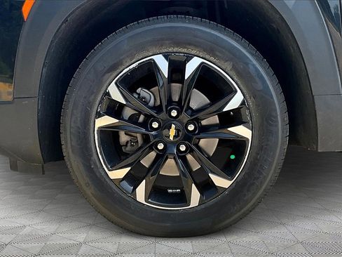 Used 2023 Chevrolet TrailBlazer LT w/ Convenience Package image 9