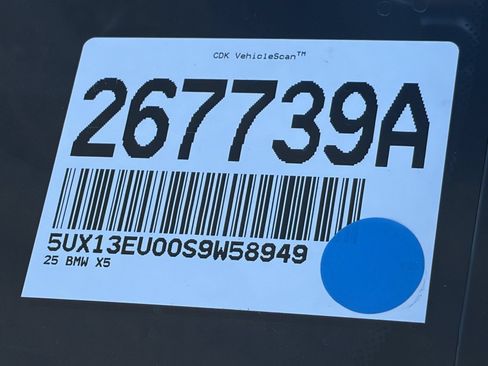 Used 2025 BMW X5 sDrive40i w/ M Sport Package RWD image 32