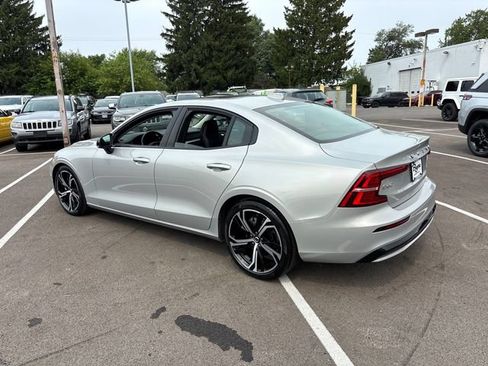 Used 2024 Volvo S60 B5 Core FWD image 4