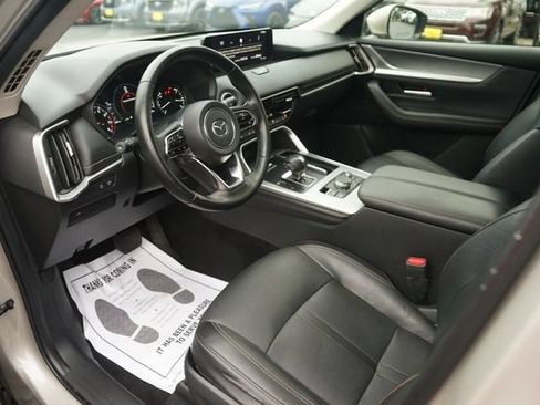 Used 2024 MAZDA CX-90 3.3 Turbo w/ Preferred Plus AWD/4WD image 8