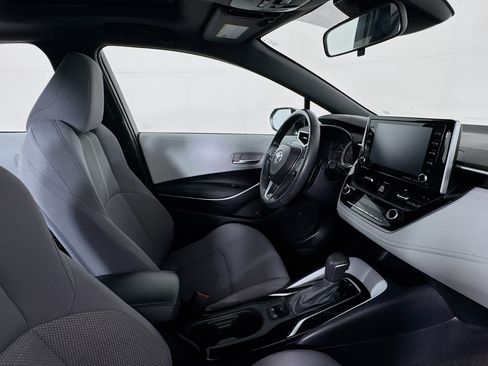 Used 2022 Toyota Corolla SE w/ SE Premium Package FWD image 27
