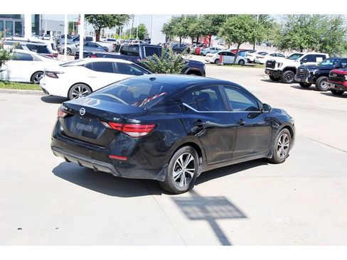 Used 2023 Nissan Sentra SV w/ All-Weather Package FWD image 5