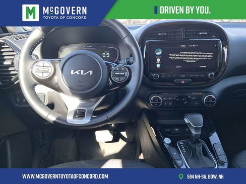 Used 2023 Kia Soul EX image 17