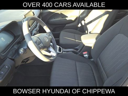 New 2026 Hyundai Venue SE image 4