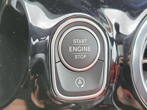 New 2025 Mercedes-Benz GLA 250 4MATIC image 16