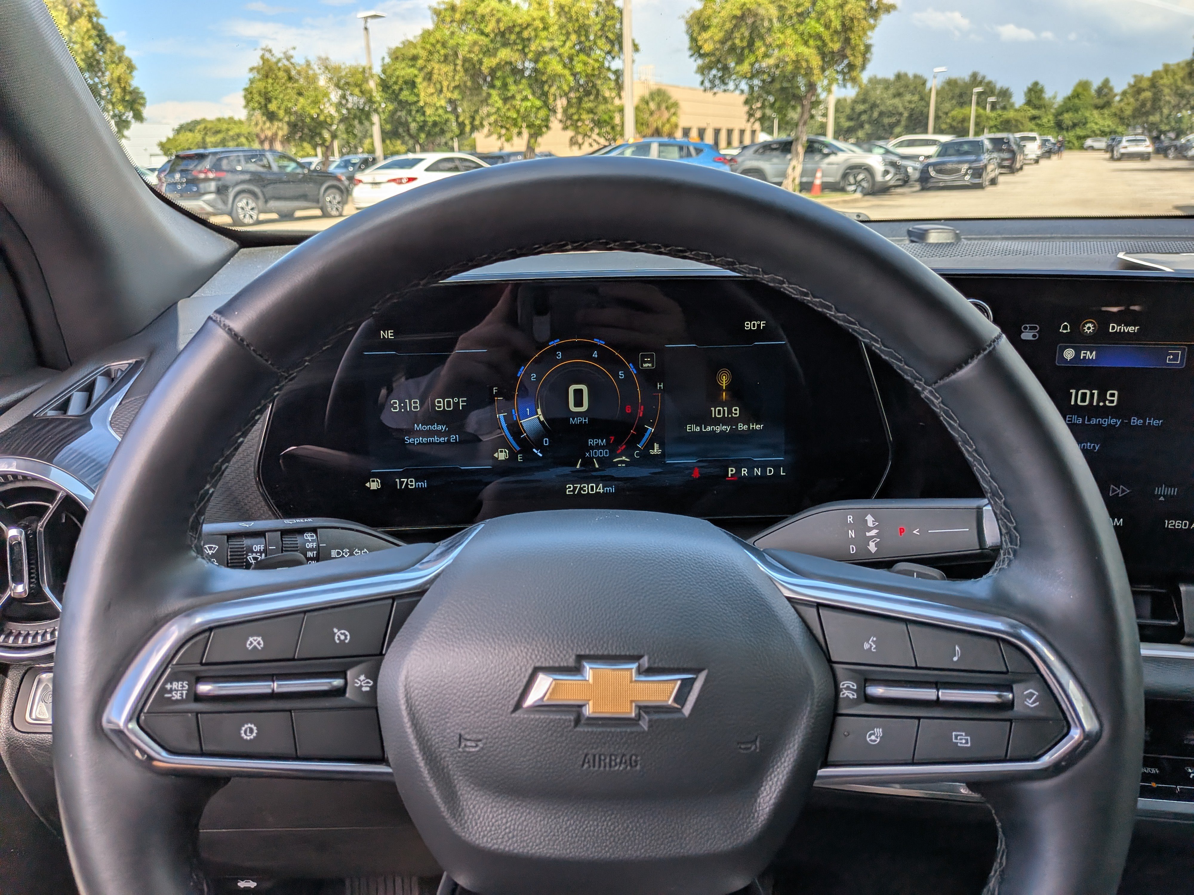 Used 2025 Chevrolet Equinox LT FWD image 25