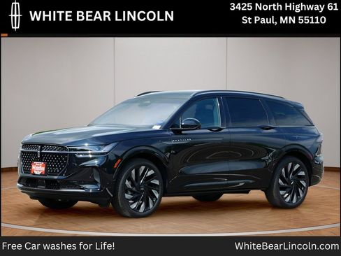 Used 2024 Lincoln Nautilus Reserve w/ Equipment Group 202A AWD/4WD image 1