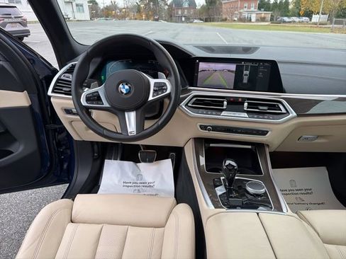 Used 2022 BMW X5 xDrive40i w/ M Sport Package image 17