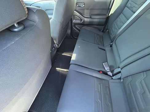 Used 2025 Nissan Frontier PRO-4X w/ Pro Convenience Package image 11