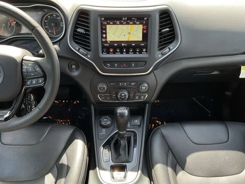 Used 2023 Jeep Cherokee Altitude Lux AWD/4WD image 11