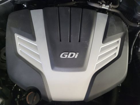 Used 2017 Hyundai Santa Fe SE image 30