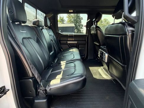 Used 2018 Ford F150 Platinum w/ Equipment Group 701A Luxury AWD/4WD image 23