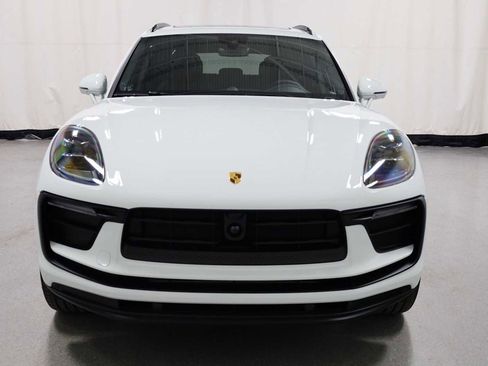 Certified 2026 Porsche Macan AWD/4WD image 14