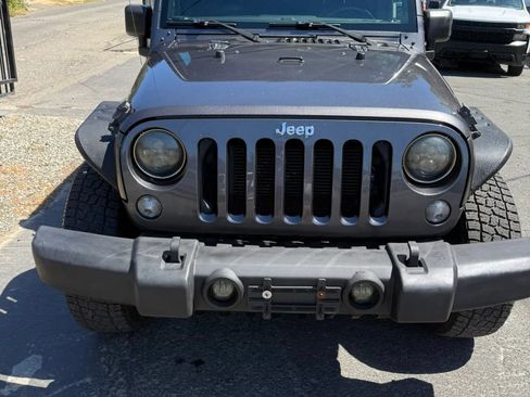Used 2016 Jeep Wrangler Unlimited Sport w/ Quick Order Package 24S AWD/4WD image 3