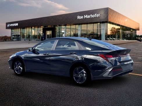 New 2026 Hyundai Elantra Sport FWD image 4
